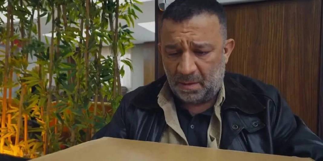 Arka Sokakların o sahnesi ortalığı kasıp kavurdu, hüngür hüngür ağlattı! Yenidoğan çetesi Mesut Komiseri kahretti 3